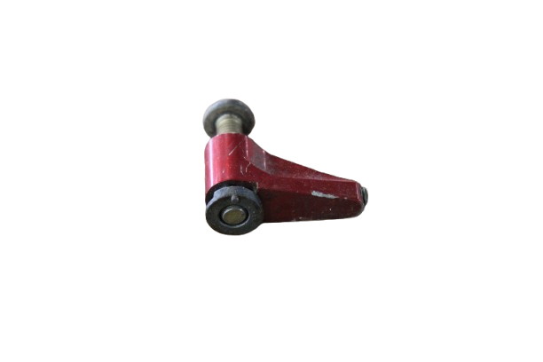 3 red latches - Image 7